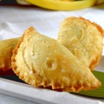 Malaysian style spiral curry puffs