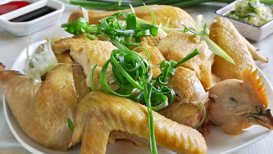 Chinese steamed chicken featured image