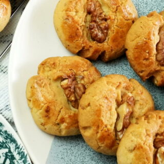 Chinese walnut cookies featured image