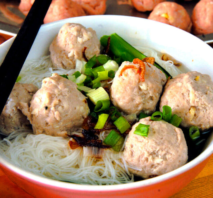 Asian meatballs recipe featured image