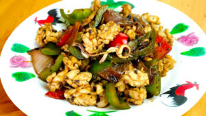 squid stir-fry with black bean sauce (1) featured image v2