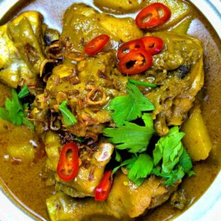 yellow curry featured image